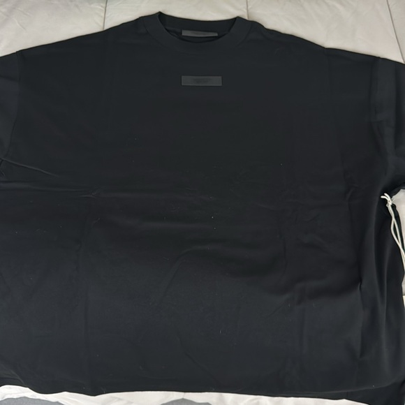 Fear of God-Essentials tee - Picture 4 of 5